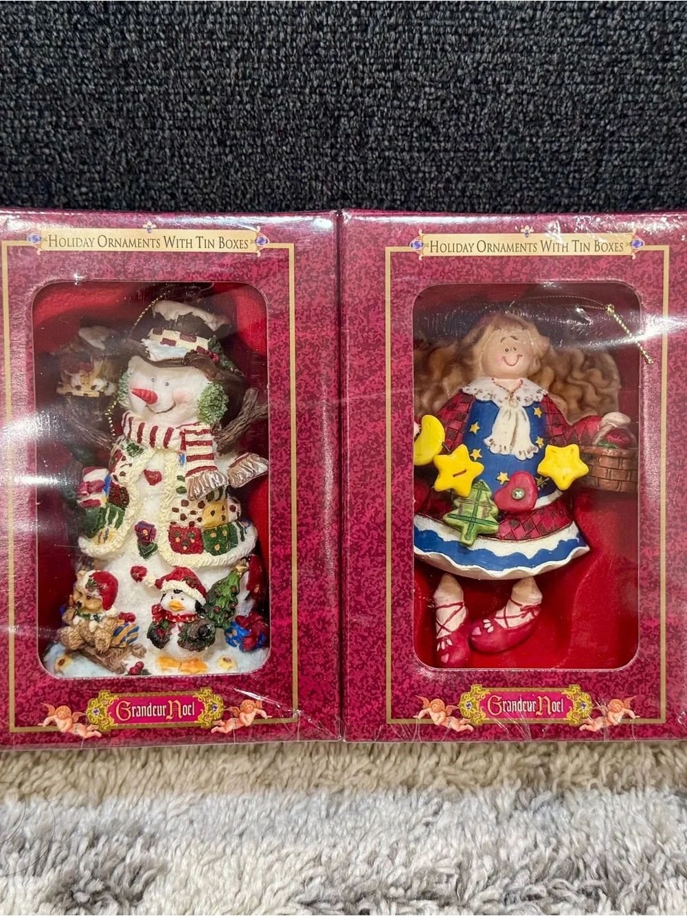 Grandour Noel Holiday Figurines - 4 Ornaments in individual Tin Boxes